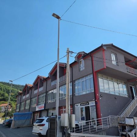 Apartmani Selektor 比耶洛波列 外观 照片